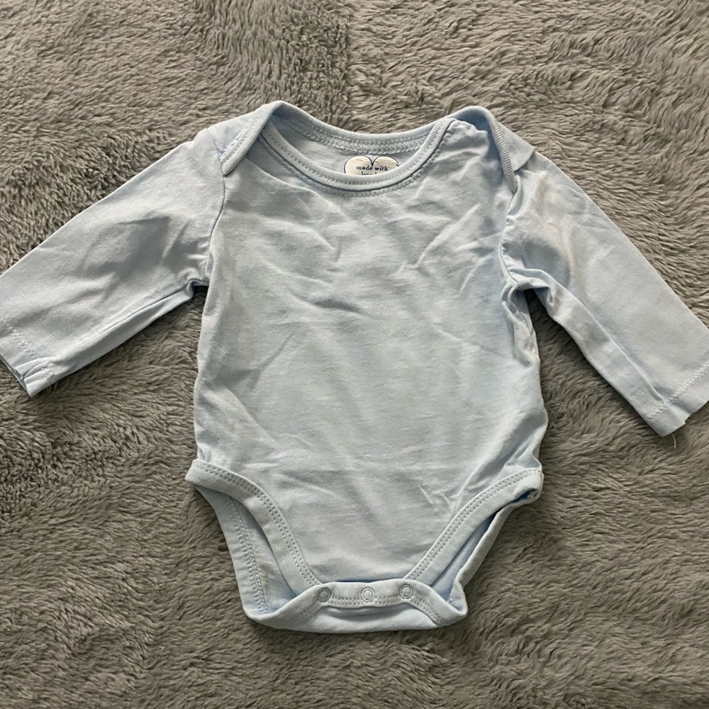 Children’s Place Baby Long Sleeve Baby Blue Bodysuit - 0-3 Months